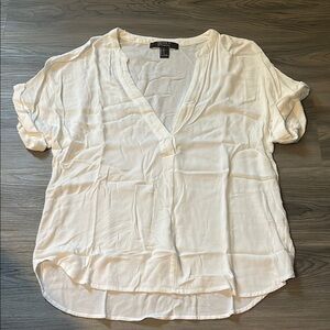 Forever 21 White Women's V Neck Top